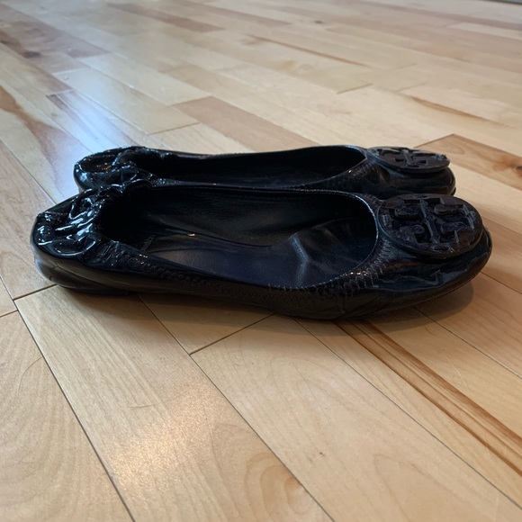 Tory Burch black ballet flat - Picture 2 of 5